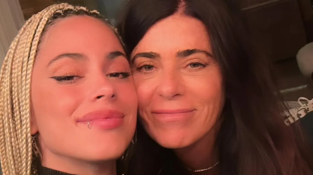 Ronnie Arias ventiló cómo trataba Mariana Muzlera a Tini Stoessel durante las primeras notas de su carrera