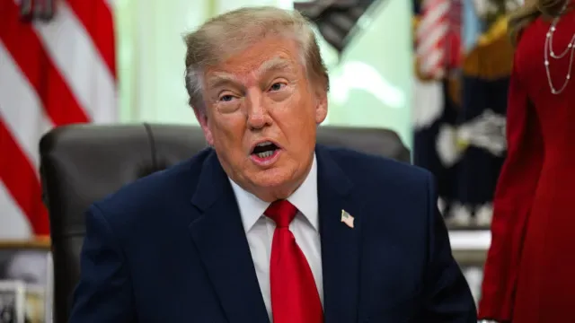 Trump avisa quem falar em IA em vez de superinteligência: "Inimigo"