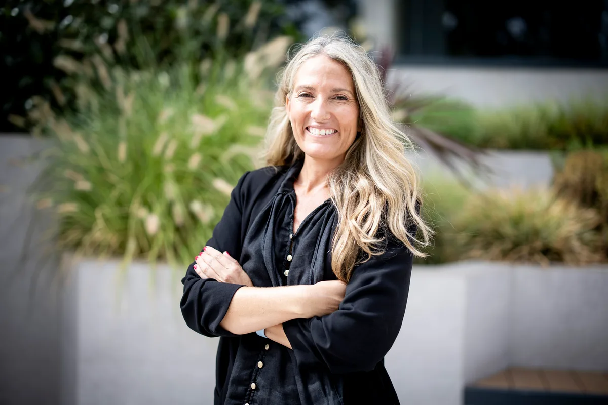 Nuria Martínez, team manager de la selección masculina de fútbol: "Llevo mal ponerme un chándal, no me veo con él. No me va nada el chandalismo"