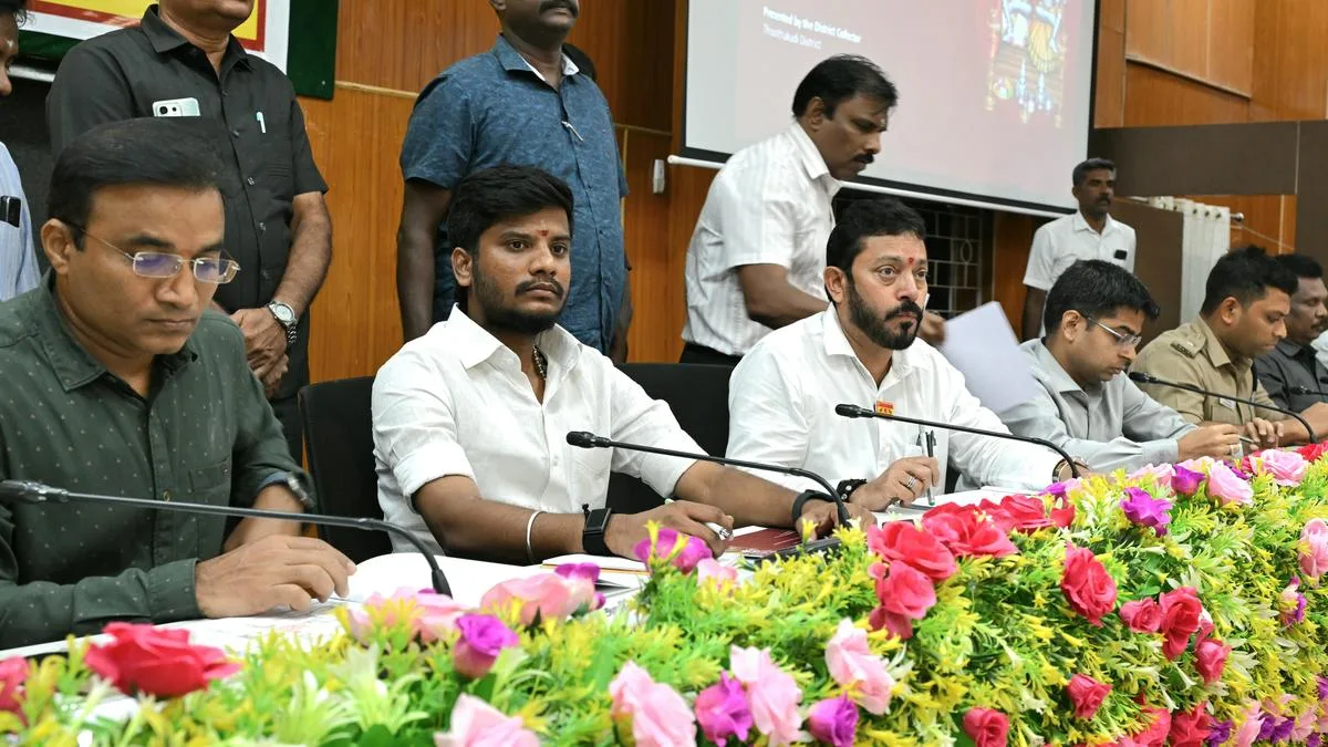 Minister reviews Kulasekarapattinam dasara arrangements