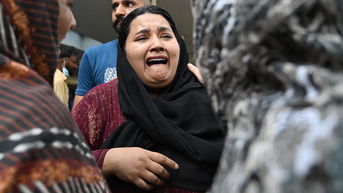 Feuer-Tragödie in Pakistan - 14 Babys sterben bei Klinik-Brand