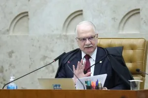 Fachin deve levar decisão de Moraes sobre fonte de jornalista ao plenário