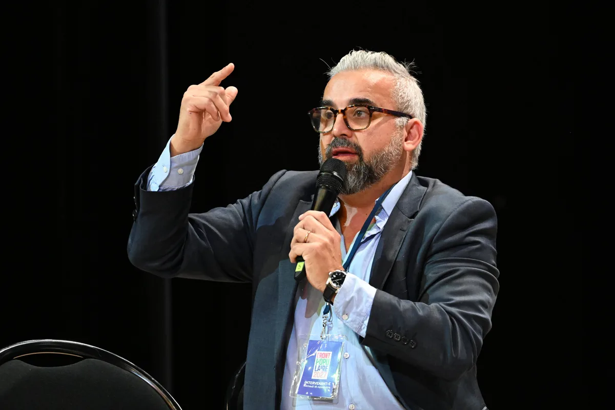 Alexis Corbière sur le maintien de l'ordre face aux lycéens : "Ces 'nouveaux gavroches' sont nos enfants"