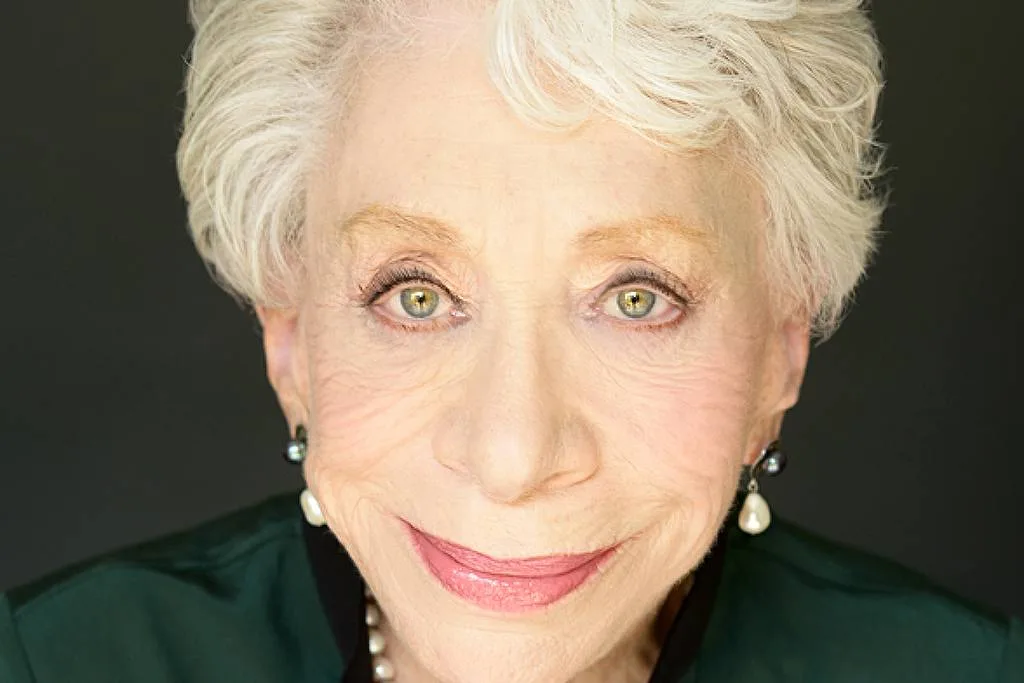 Morre Bunny Levine, atriz que participou de 'Gilmore Girls' e 'La La Land', aos 97
