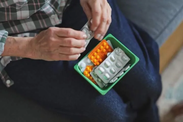 Opioid use among Ontario seniors an ‘overlooked and evolving crisis’: study