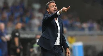 Cruzeiro atrasa-se no Brasileirão