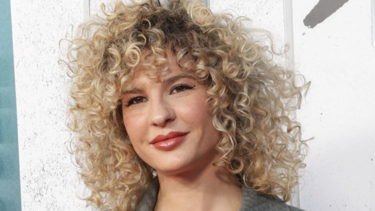 Sheila Casas confirma en qué punto se encuentra la relación de Óscar Casas y Ana Mena tras el último e inesperado gesto del actor