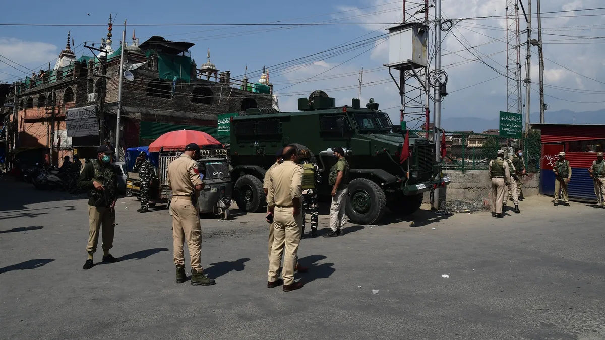 2 undertrials arrested in Pocso cases escape from Srinagar’s Central Jail: Officials
