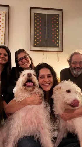 Letícia Sabatella fala pela 1ª vez sobre volta de cachorro após impasse na Justiça: ‘Olhou no meu olho’ Letícia Sabatella desabafa após reencontro com cachorro e relembra batalha judicial (Foto: Reprodução/Record)
