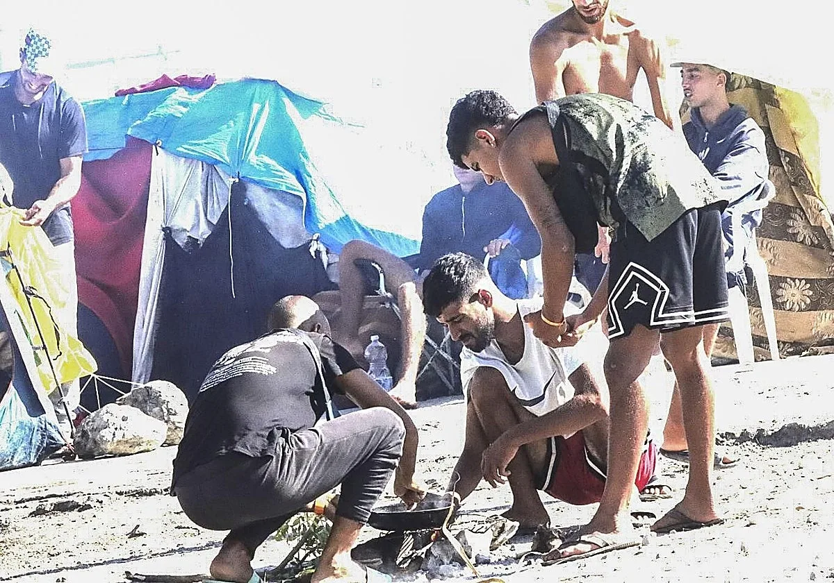 Galicia recibirá esta semana a ocho menores inmigrantes de Ceuta, pero avisa: «Estamos al límite»