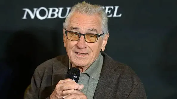 Robert De Niro compró 50 hectáreas en los 90 y las transformó por completo: de granero abandonado a estudio de cine y pista de esquí privada