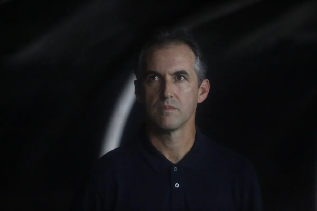 Léo Condé não é mais técnico do Remo