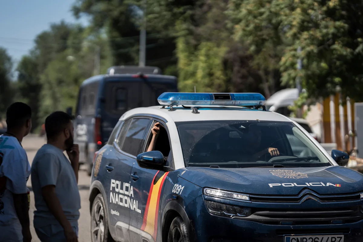 Detenido un hombre por 13 robos en viviendas del centro de Madrid a las que accedía de una patada