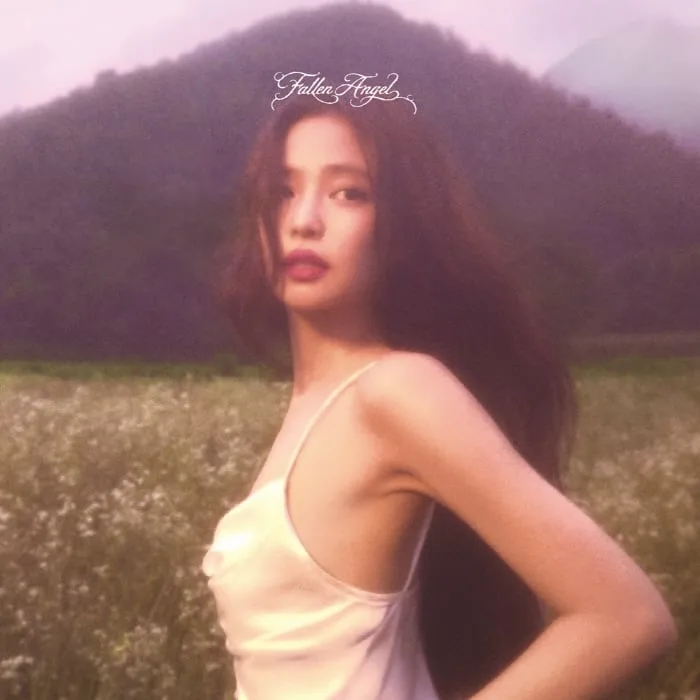 제니, 28일 '폴른 엔젤' 발표 확정…'동화 속 공주님' 트레일러 공개