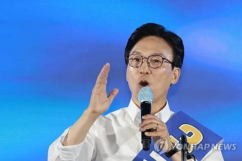 3대 메가에 사활 건 김민석號…청년공간 '광화제2당사' 공약도
