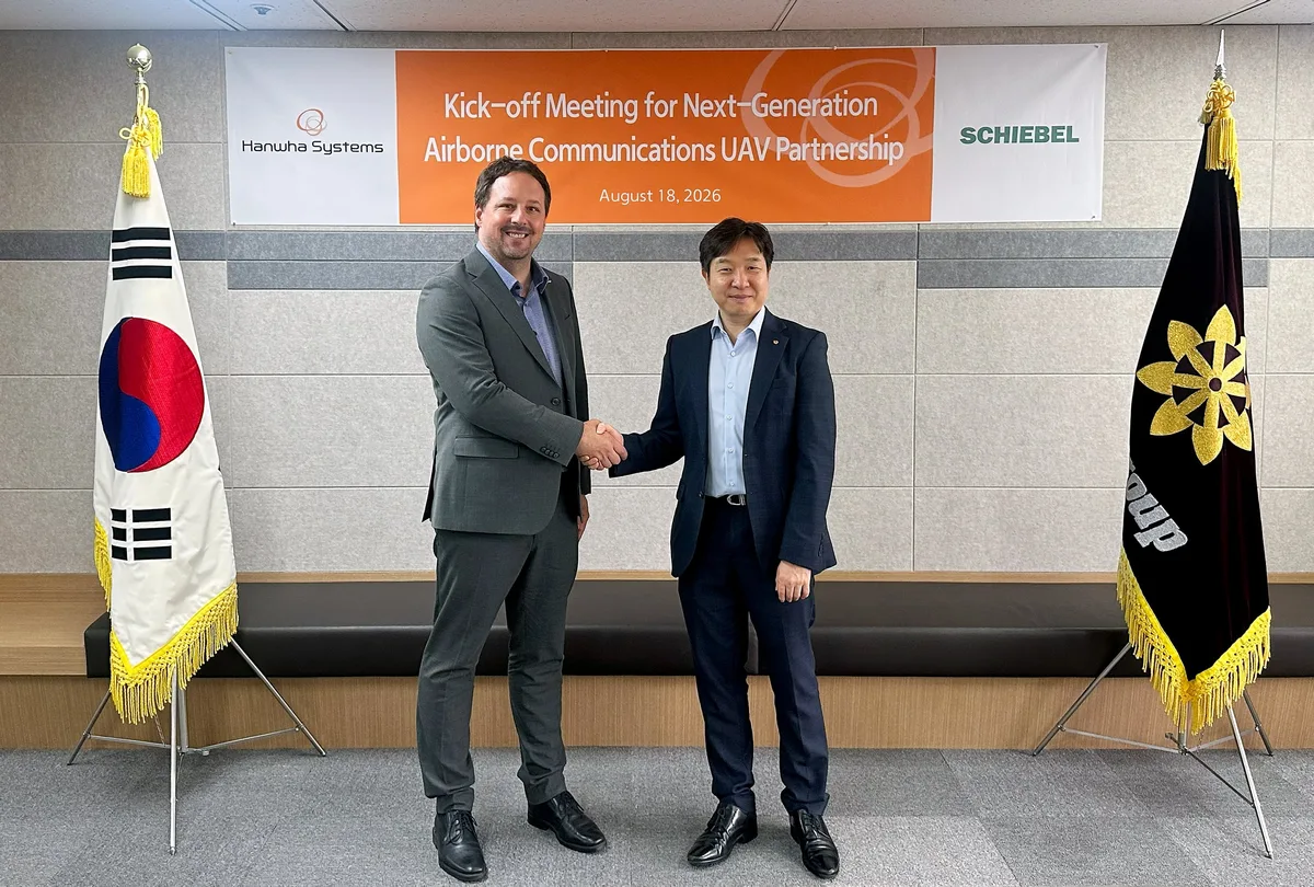 한화시스템, 오스트리아 쉬벨과 차세대 통신용 무인 항공기 개발