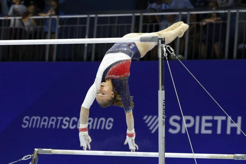 Une erreur pour débuter mais une médaille au bout : la première journée mouvementée d'Elena Colas aux Championnats d'Europe de gymnastique