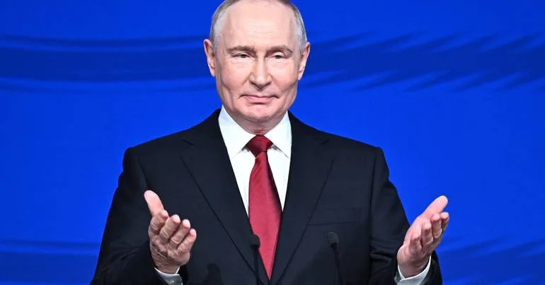 Putin espera maioria nas primeiras legislativas em guerra