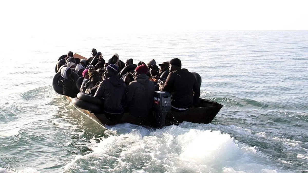 At least 13 Tunisians missing after migrant boat sinks off Tunisia, group says