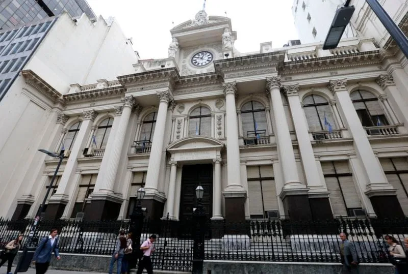 Las reservas del Banco Central se acercaron a los USD 51.000 millones y volvieron a marcar un máximo en la era Milei