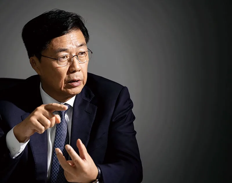 내란 가담자로 기소된 홍장원... “나는 거미줄에 걸린 파리”