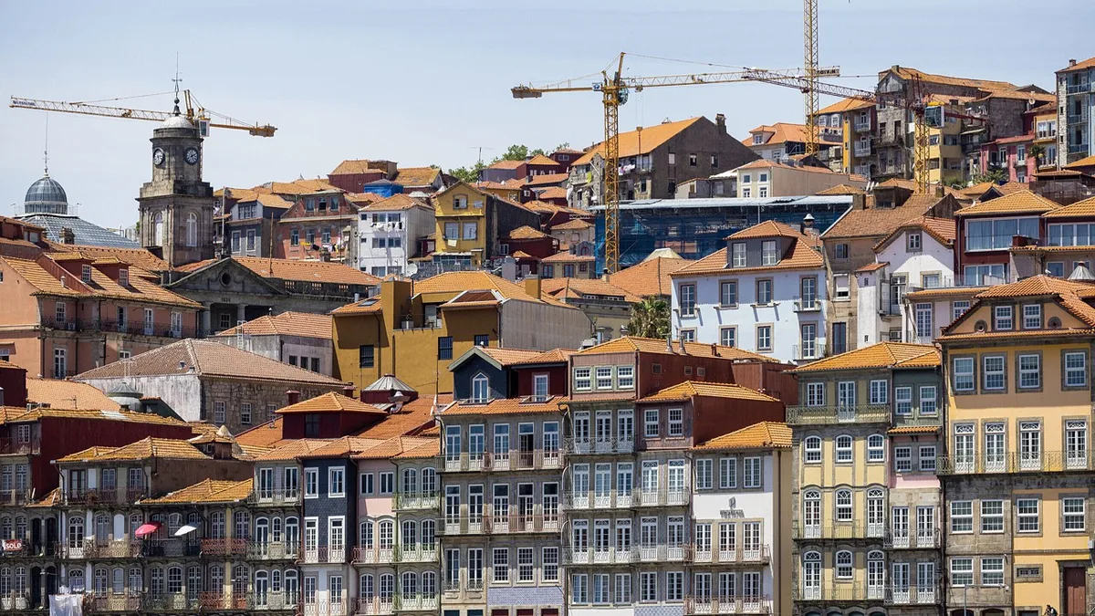 Custo de construir casa nova dispara para 7,5% à boleia da subida dos preços dos materiais e da mão-de-obra
