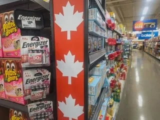 Les États-Unis frappent des produits canadiens d’une surtaxe de 50 %