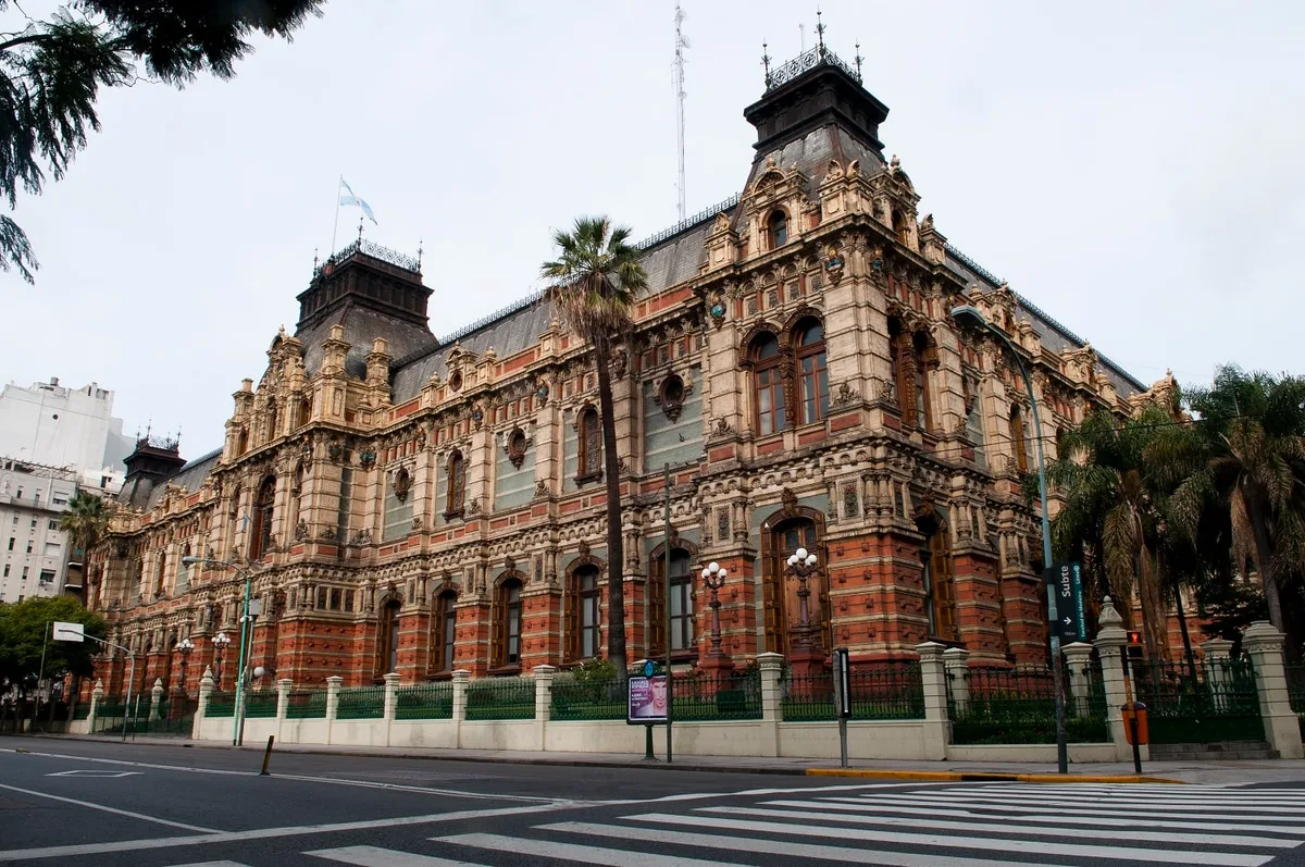 Aysa vuelve a la gestión privada por u$s 340 millones: quién es el ganador