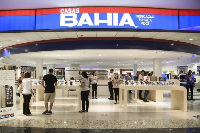 Demissão nas Casas Bahia: dispensa em massa não se improvisa