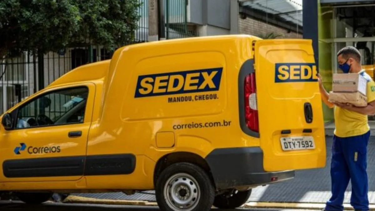 Sem ir à fronteira: Correios começam a entregar no Brasil compras feitas em lojas do Paraguai