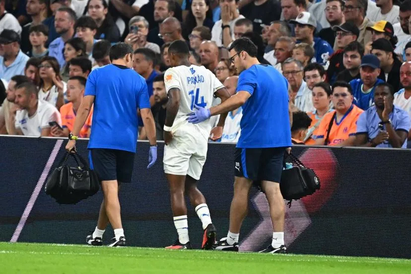 Angel Gomes remplace Igor Paixao, sorti sur blessure, lors du Classique entre l'OM et le PSG