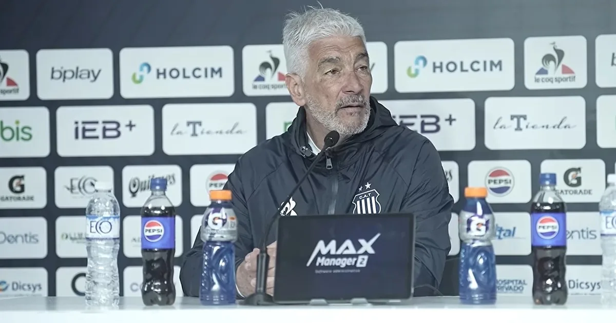 De Felippe ratificó su continuidad en Talleres tras el empate ante Independiente: "No soy tan cagón de irme ahora"