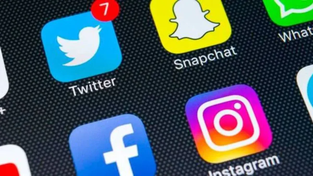 France’s top court blocks social media ban for under-15s