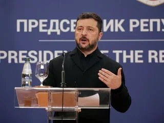 Ukraine : des élections seraient « un tsunami » qui « fracturerait » le pays, estime le président Volodymyr Zelensky