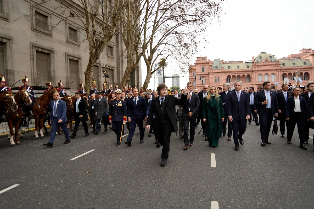 Milei descartó presentar el Presupuesto 2027 en el Congreso y se expuso otro cortocircuito interno