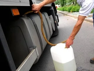 Vols de carburant : des salariés d’une entreprise visés en Anjou, une « vigilance accrue » du côté des transporteurs