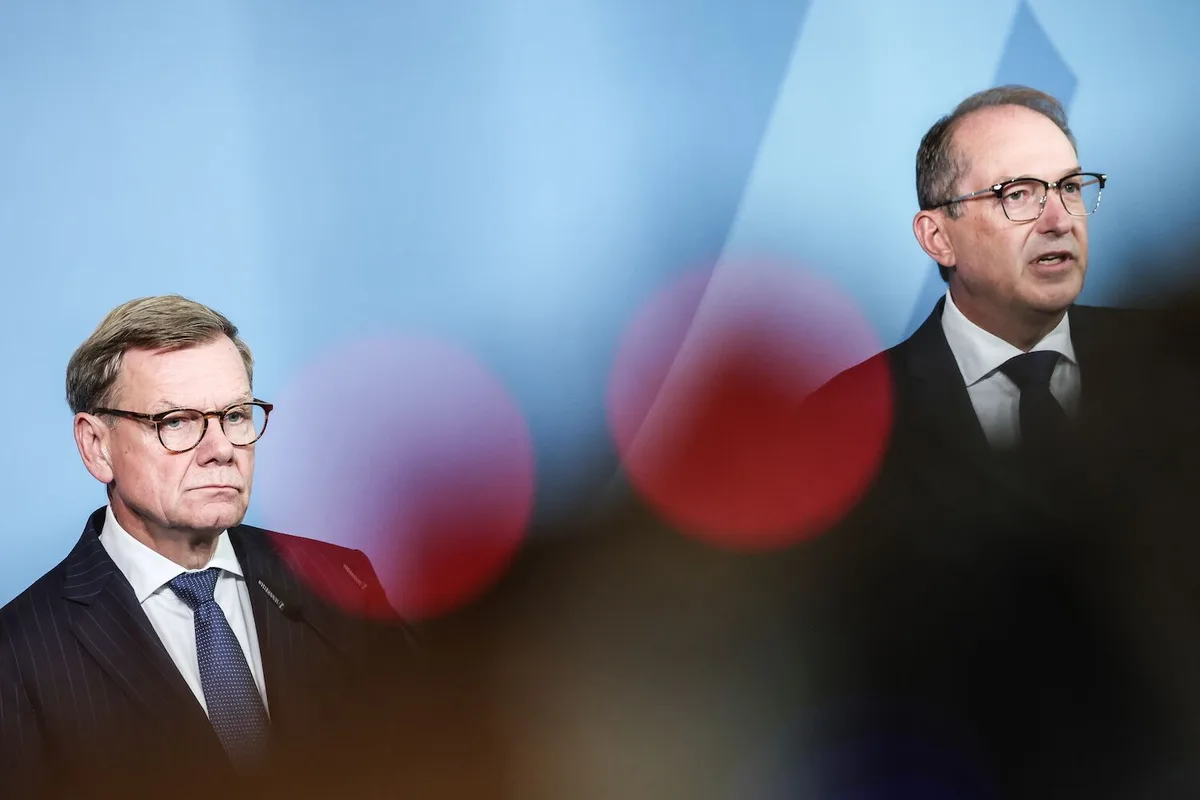 Rússia atacou aeroporto de Leipzig, conclui Alemanha. Reação da UE será “muito forte”