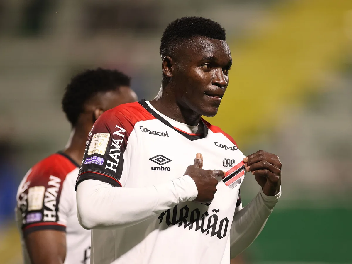Viveros busca recorde de Cano para ser o maior artilheiro estrangeiro de uma única edição do Brasileirão