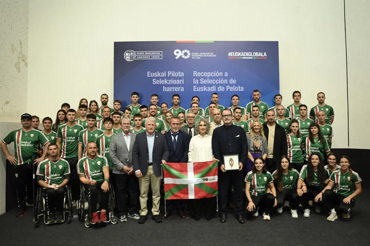 Bengoetxea recibe en Buenos Aires a la Selección de Euskadi de Pelota ante su debut oficial en un Mundial