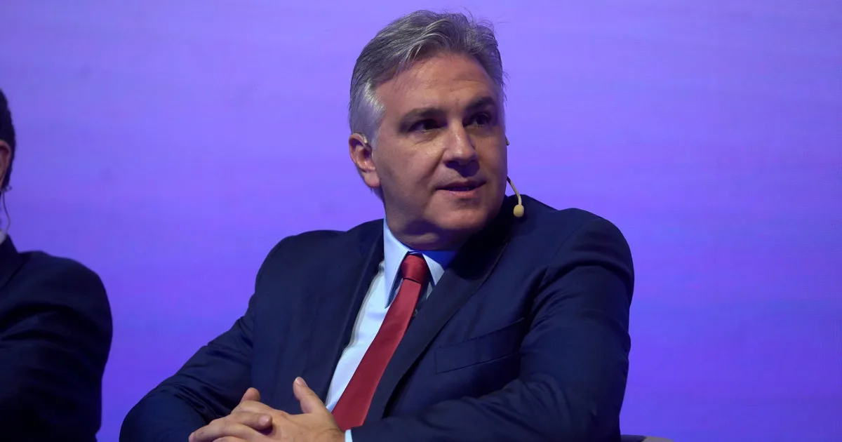 Córdoba se diferencia del Gobierno y lanza un plan para ayudar a las familias endeudadas: "Aliviar la deuda familiar no es un gasto, es la mejor inversión"