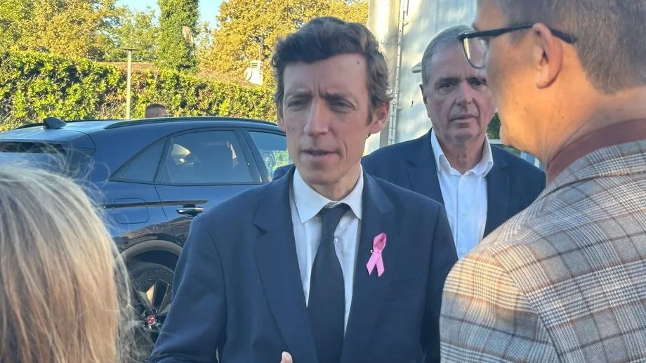 Mobilisation des lycéens : Édouard Geffray en visite dans deux lycées de l'agglomération de Bordeaux