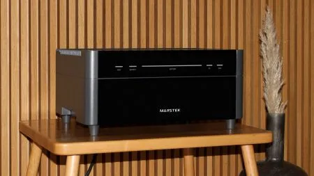 heise+ | Batteriespeicher mit dynamischem Tarif für Mieter: Rabot Flow im Praxis-Check