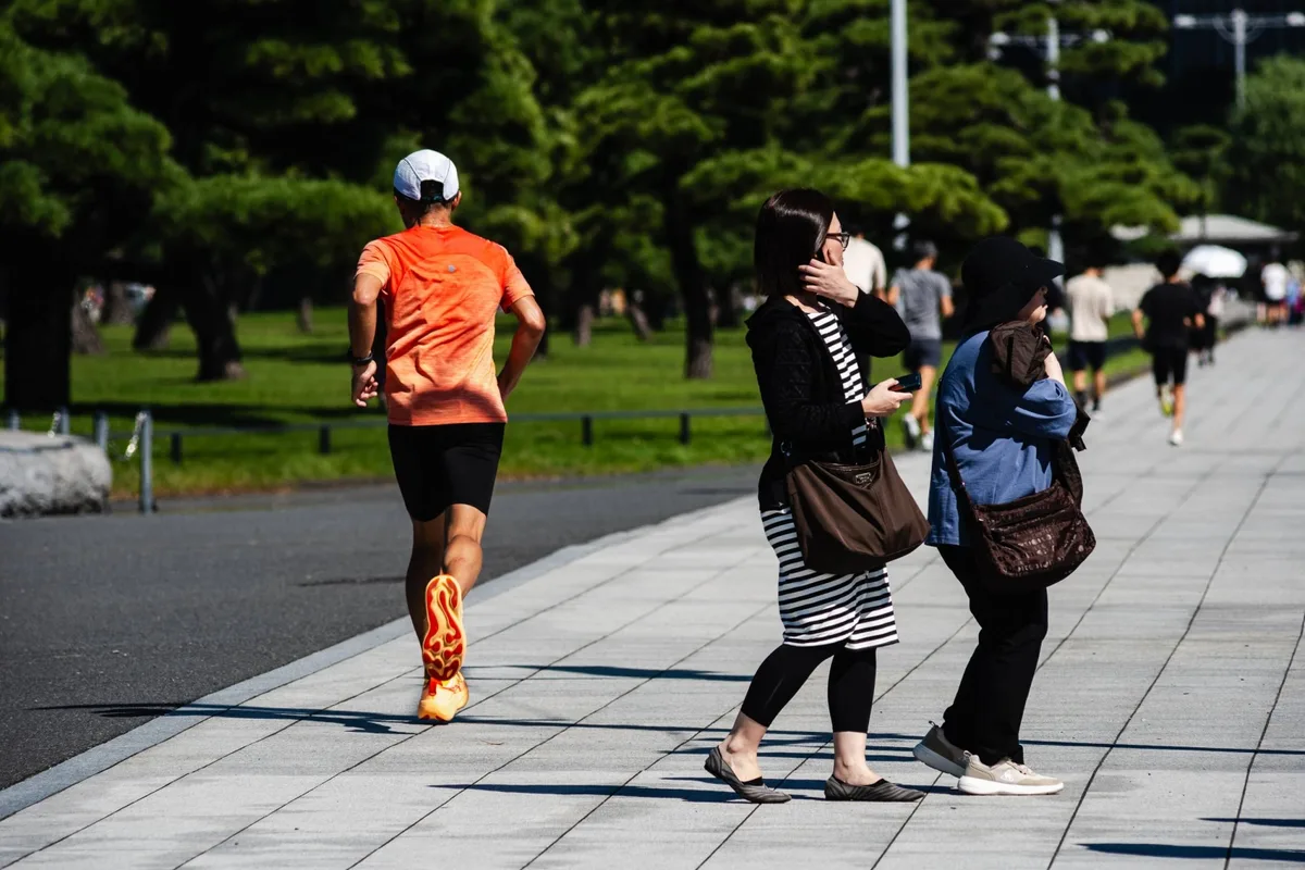 Tokyo’s palace runners say respect vital as Chiyoda considers new safety measures