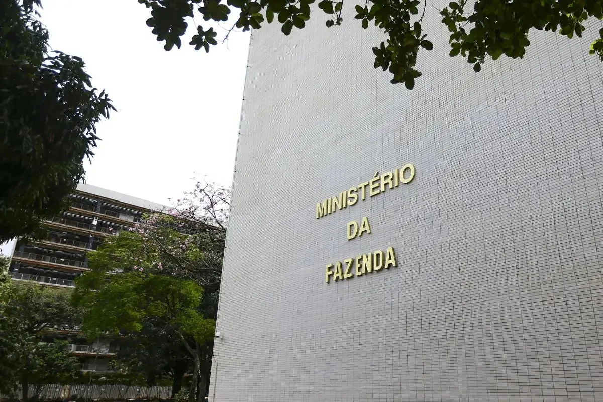 Contas do governo registraram um superávit primário de R$ 10,8 bilhões em julho