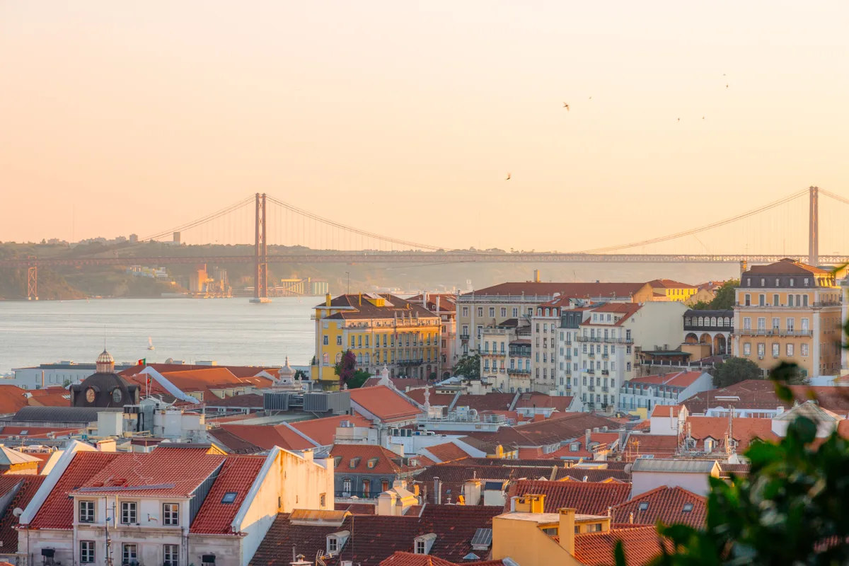 Acordo pode facilitar aposentadoria de brasileiro que trabalhou em Portugal