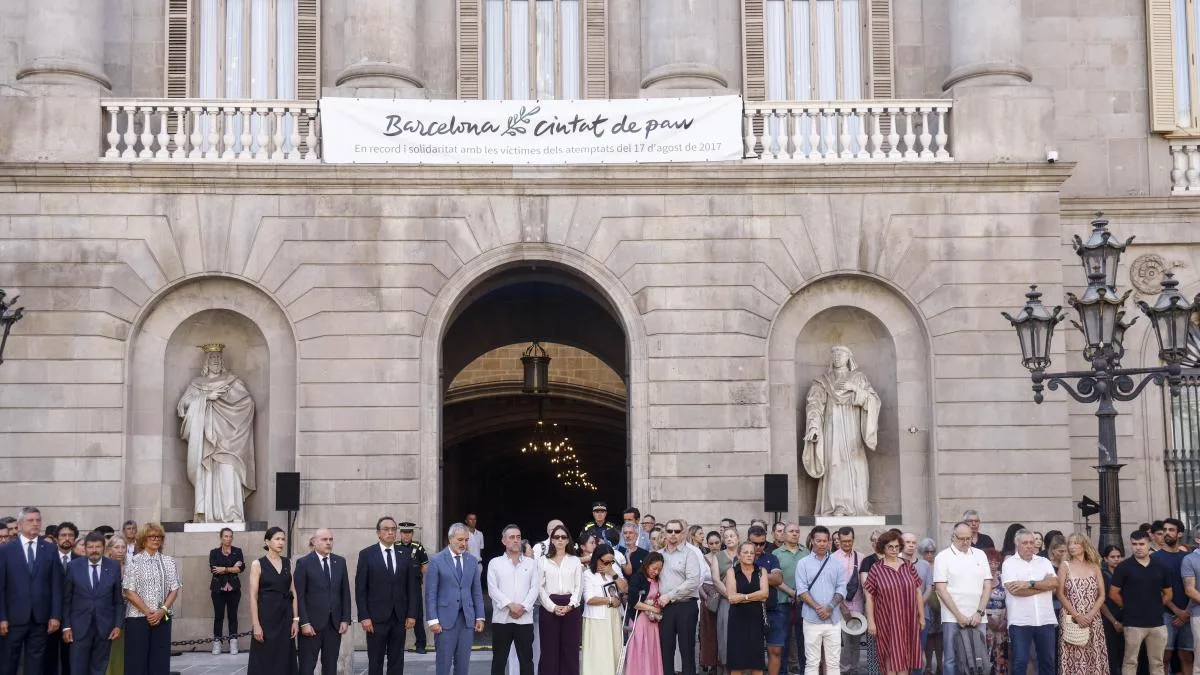 Catalunya recuerda a las víctimas de los atentados del 17-A nueve años después