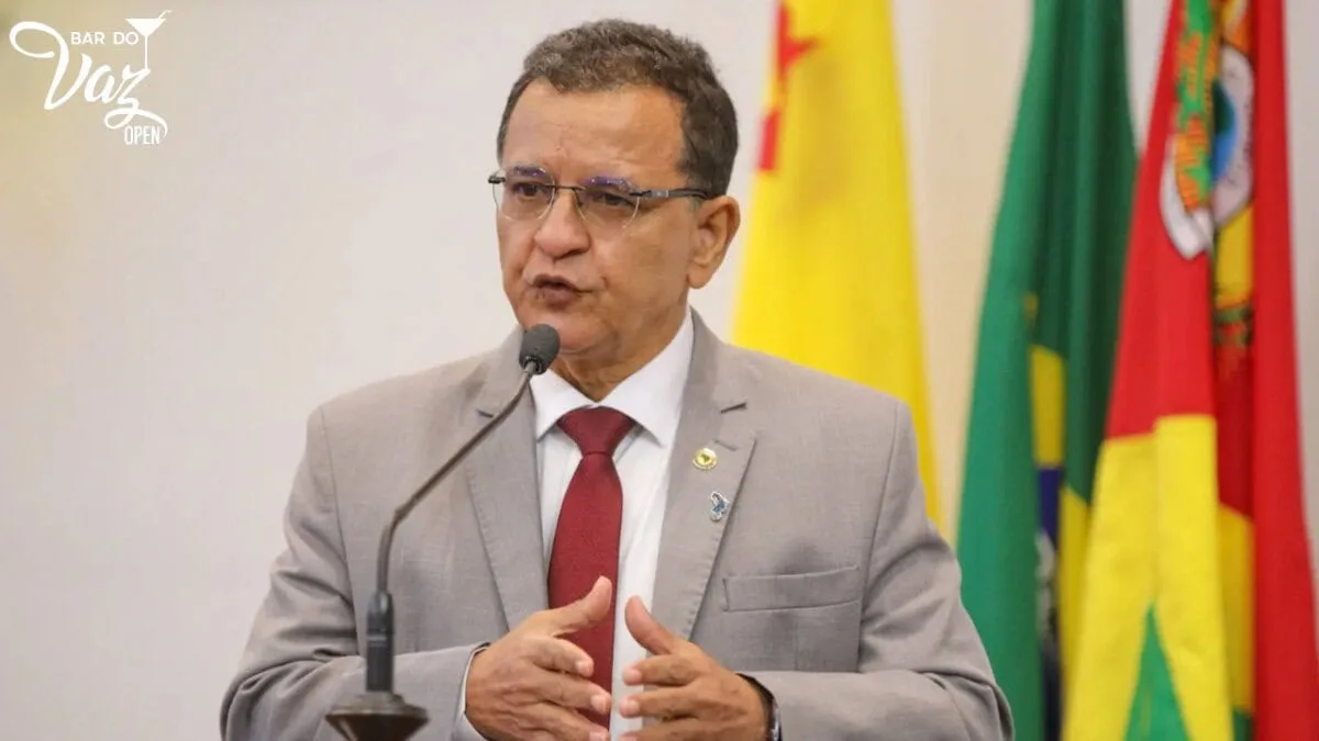 Luiz Gonzaga explica decisão de não participar da disputa eleitoral no Bar do Vaz