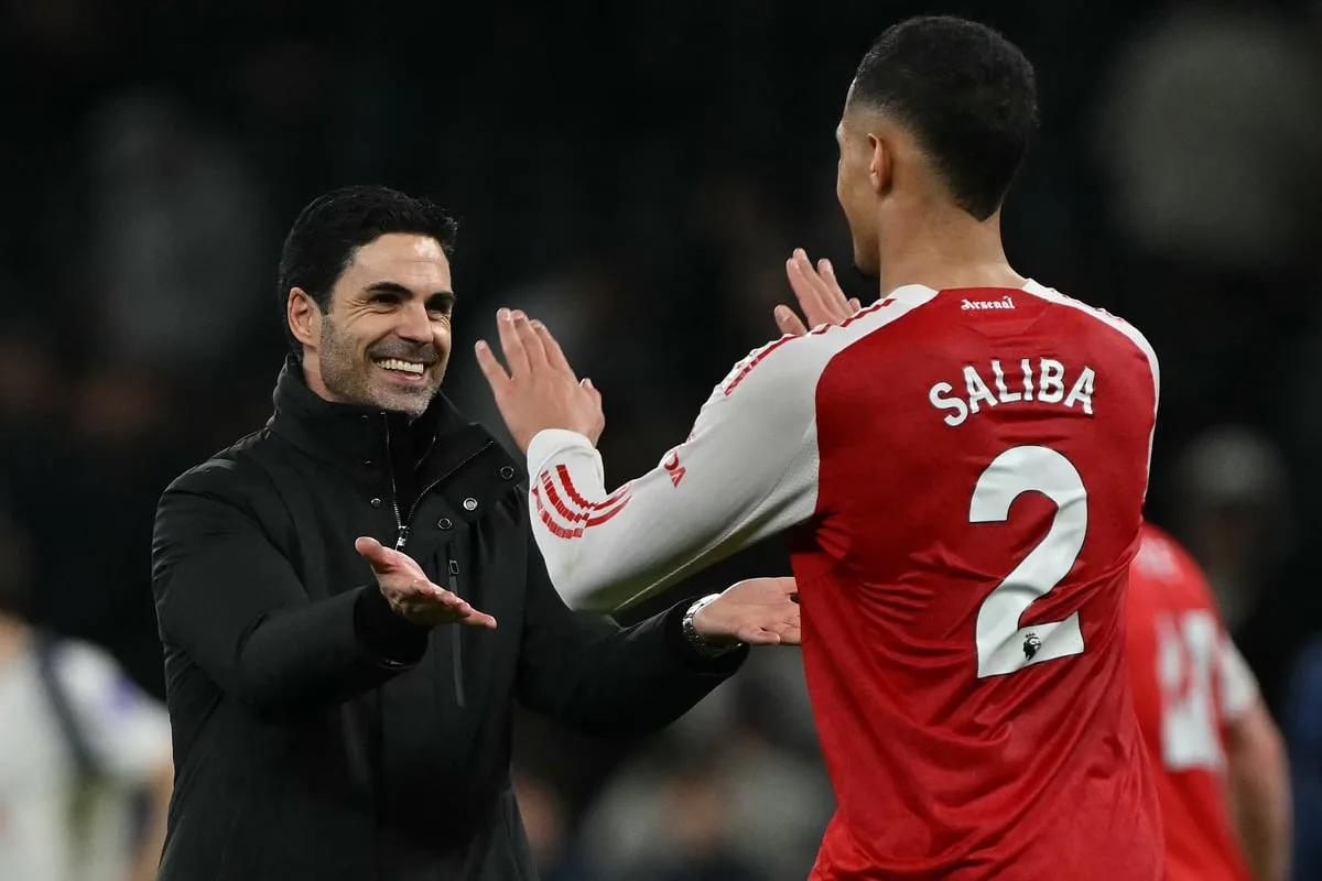 Arsenal: William Saliba reaction to team photo omission revealed as retake planned