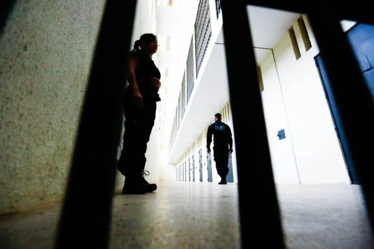 Relatório aponta “evangelização compulsória” em presídio federal do DF