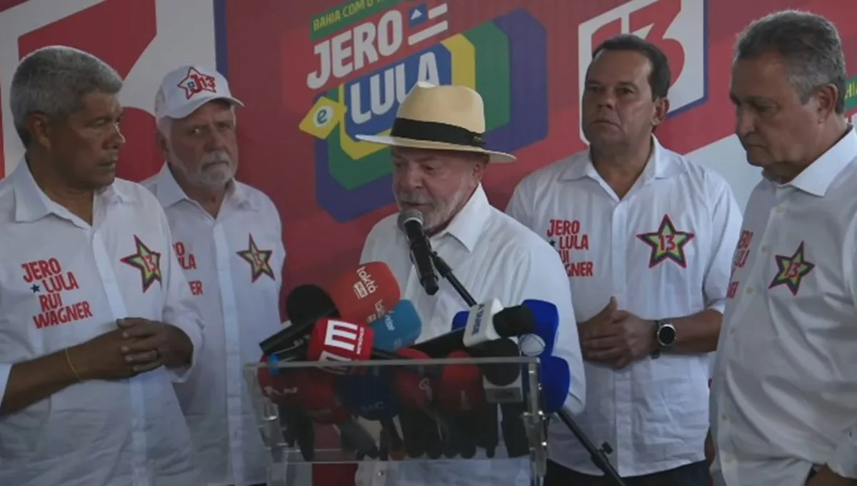 Lula volta a defender política para cuidar de idosos: "Obrigação do Estado"